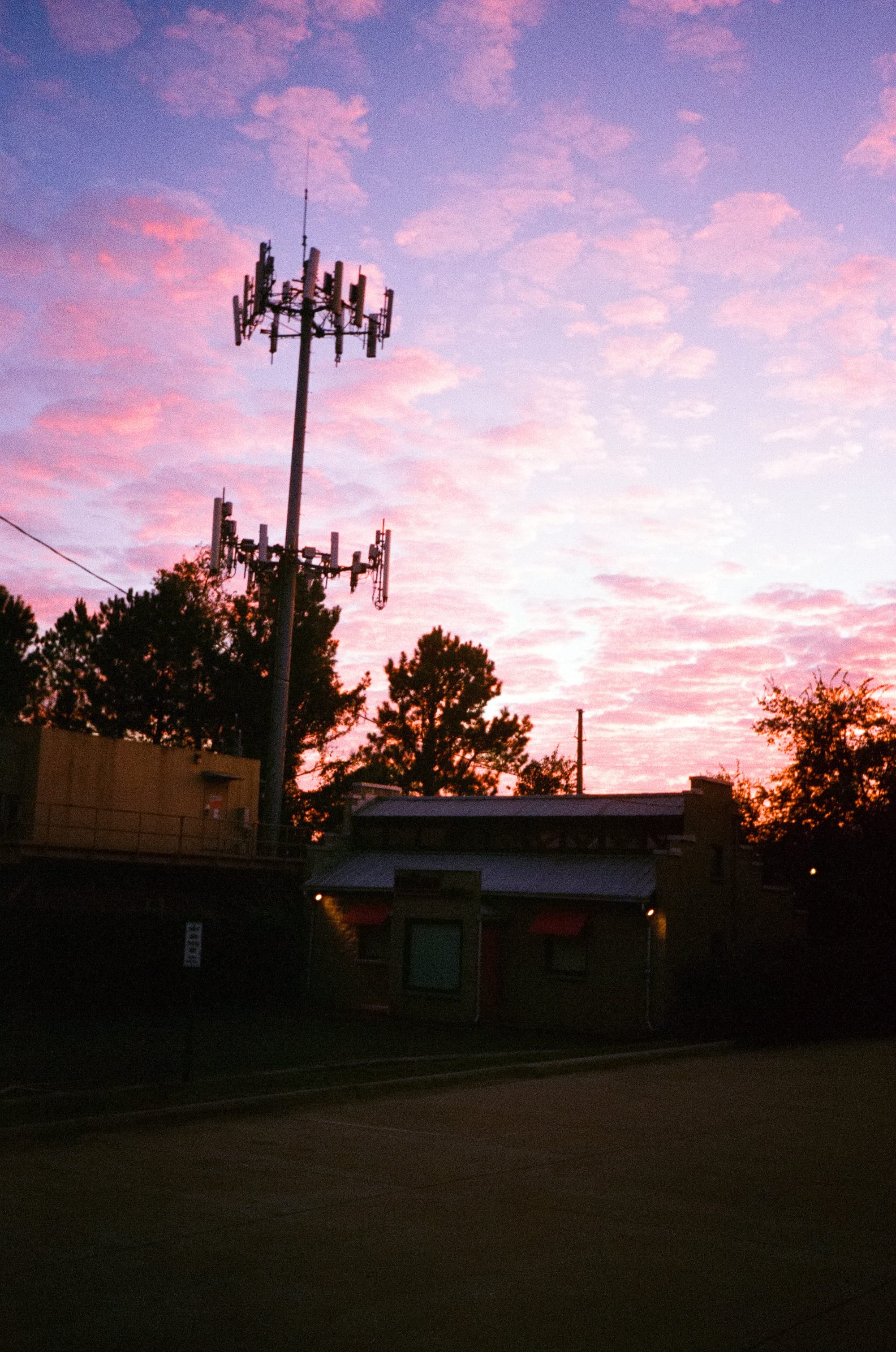 Olympus XA1 + Superia 400