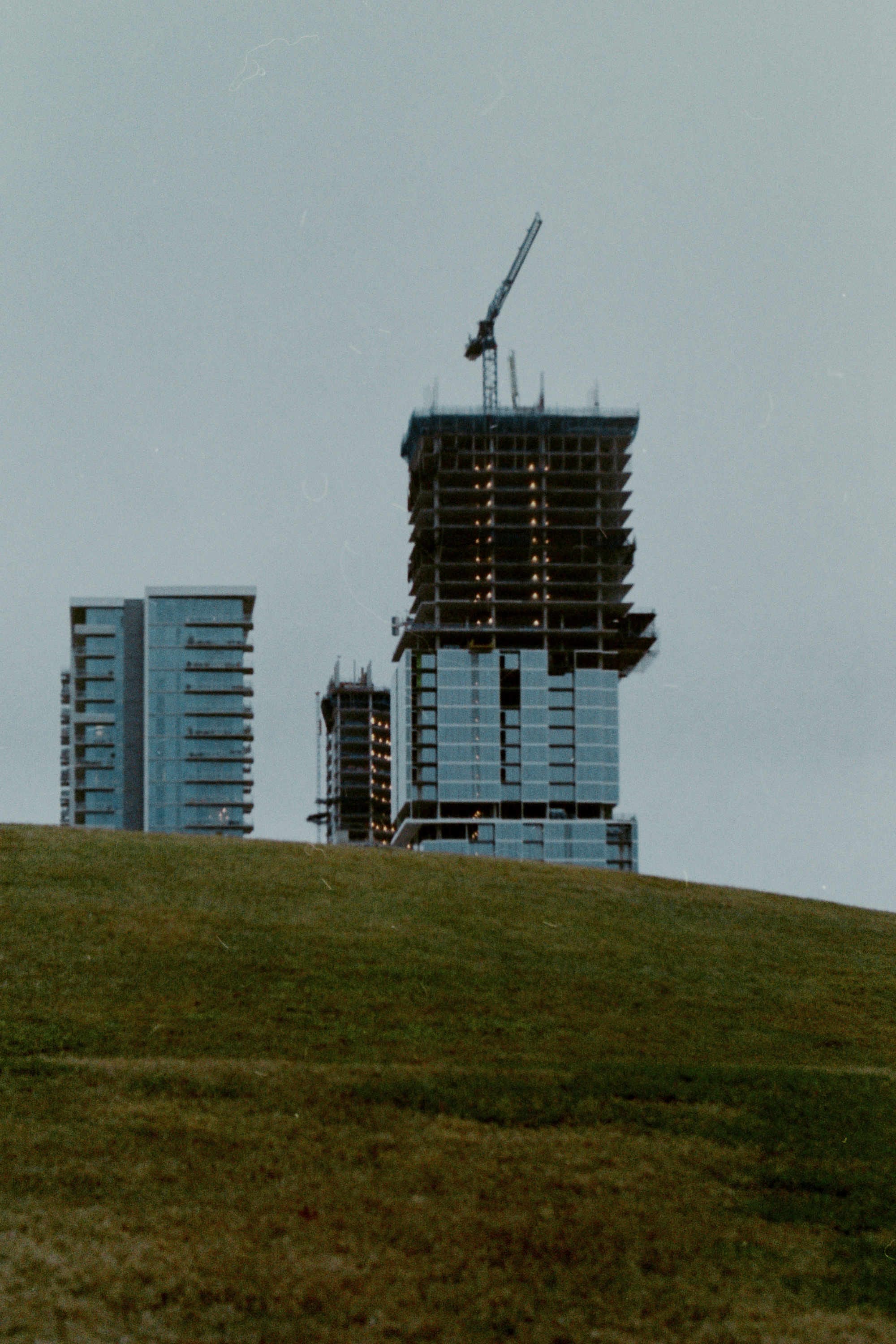 Leica R3 + Summicron-R 90mm + Fujicolor C200