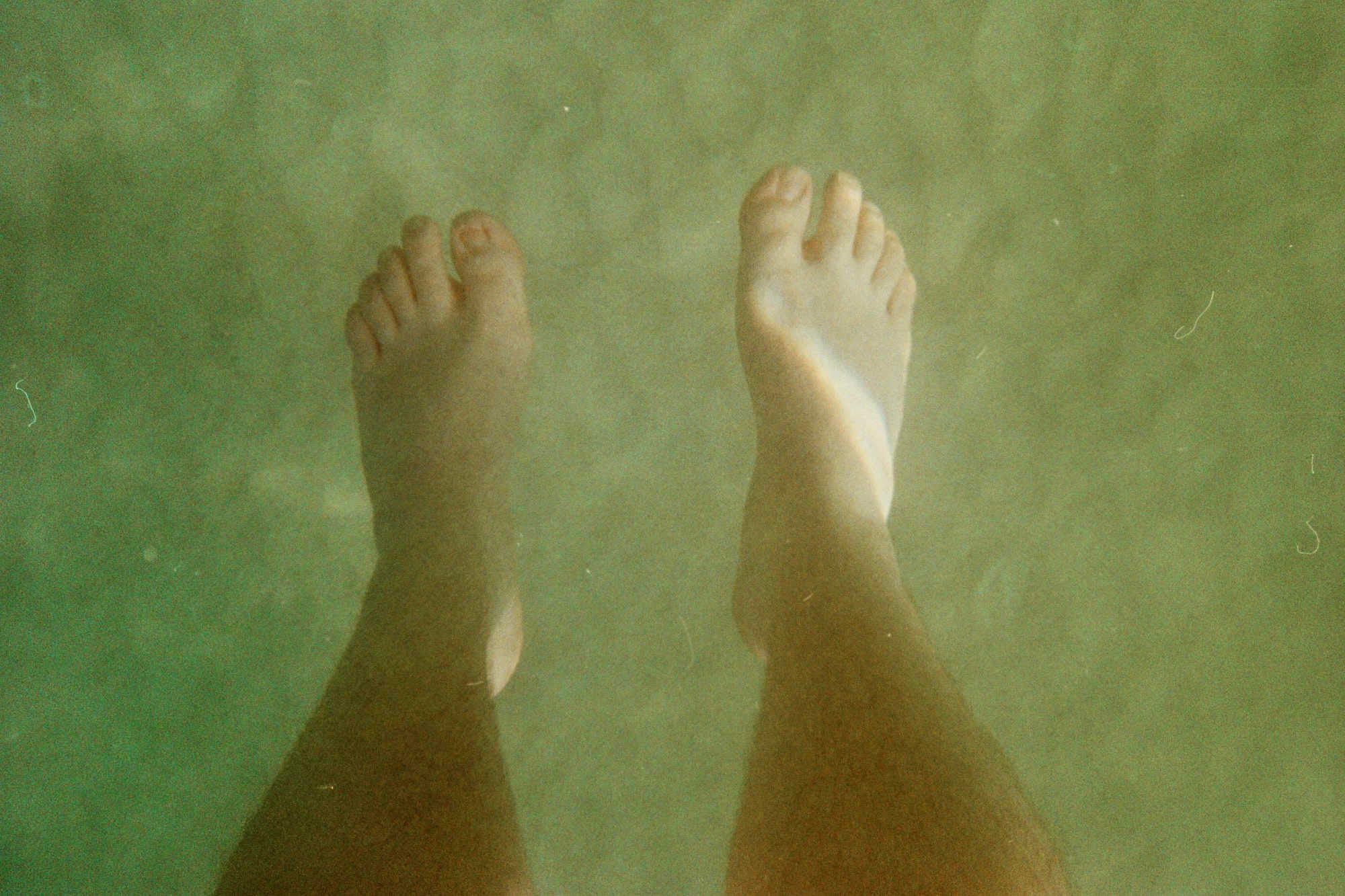 Nikonos V + UW Nikkor 28mm + Fujicolor C200